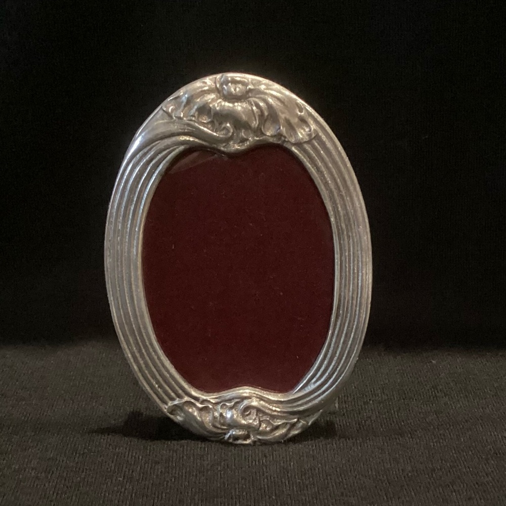 Vintage Oval Elias Fine Pewter Mini Picture Frame